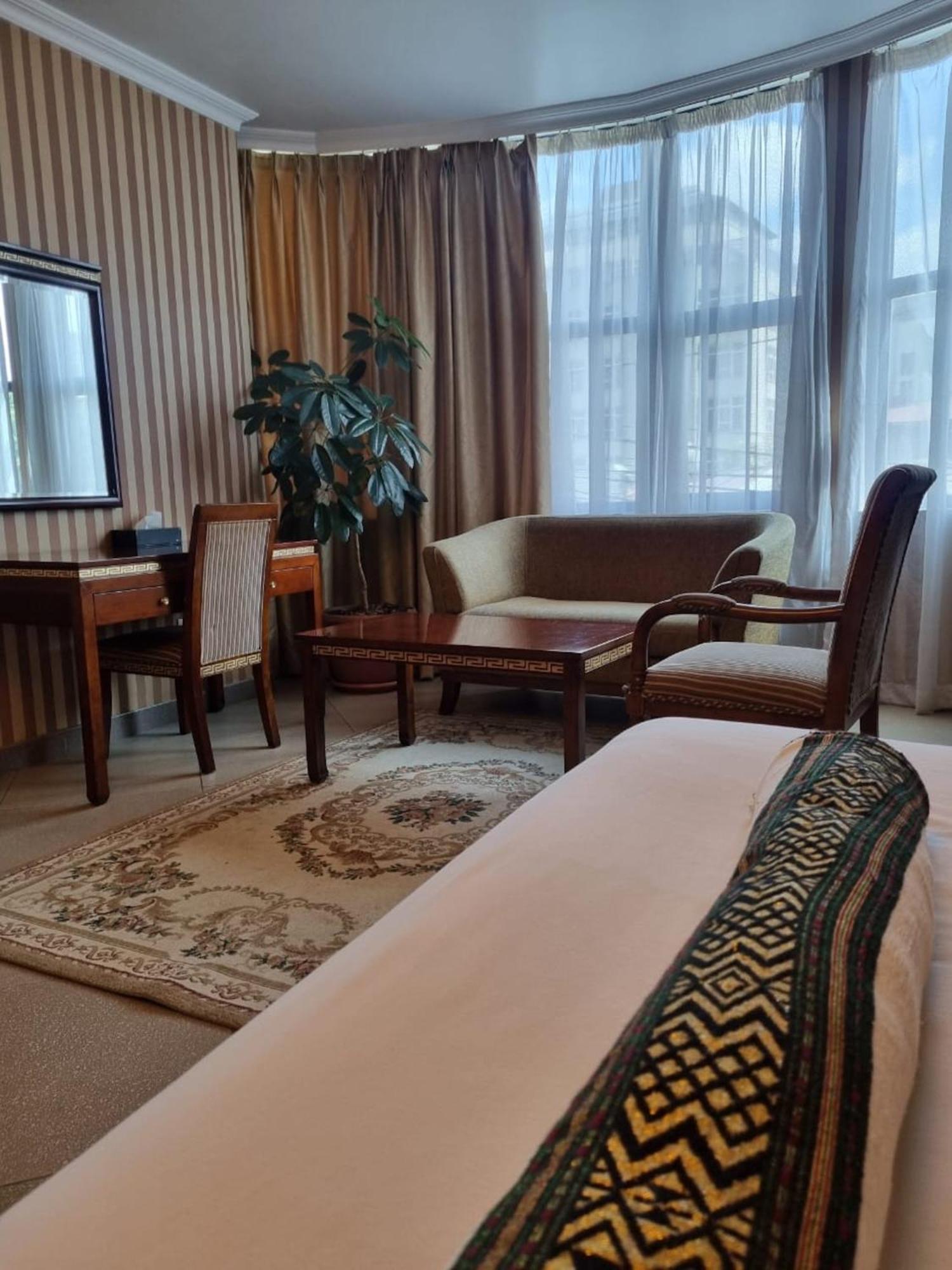 The Residence Hotel Addis-Abeba Extérieur photo