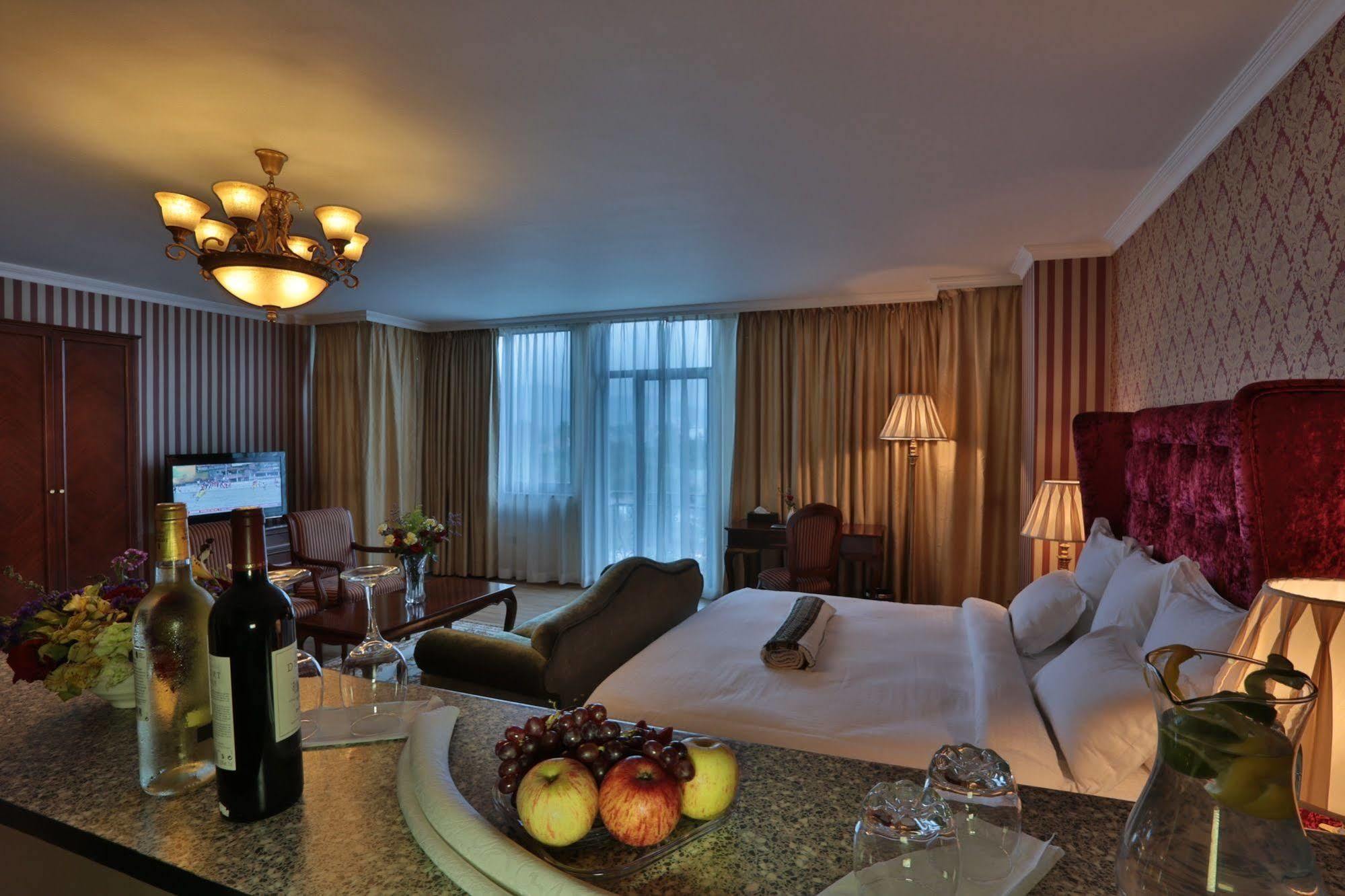 The Residence Hotel Addis-Abeba Extérieur photo